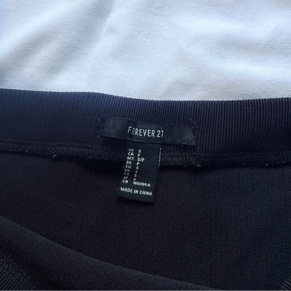 3 for $25 : forever 21 ⋆ ribbed skirt